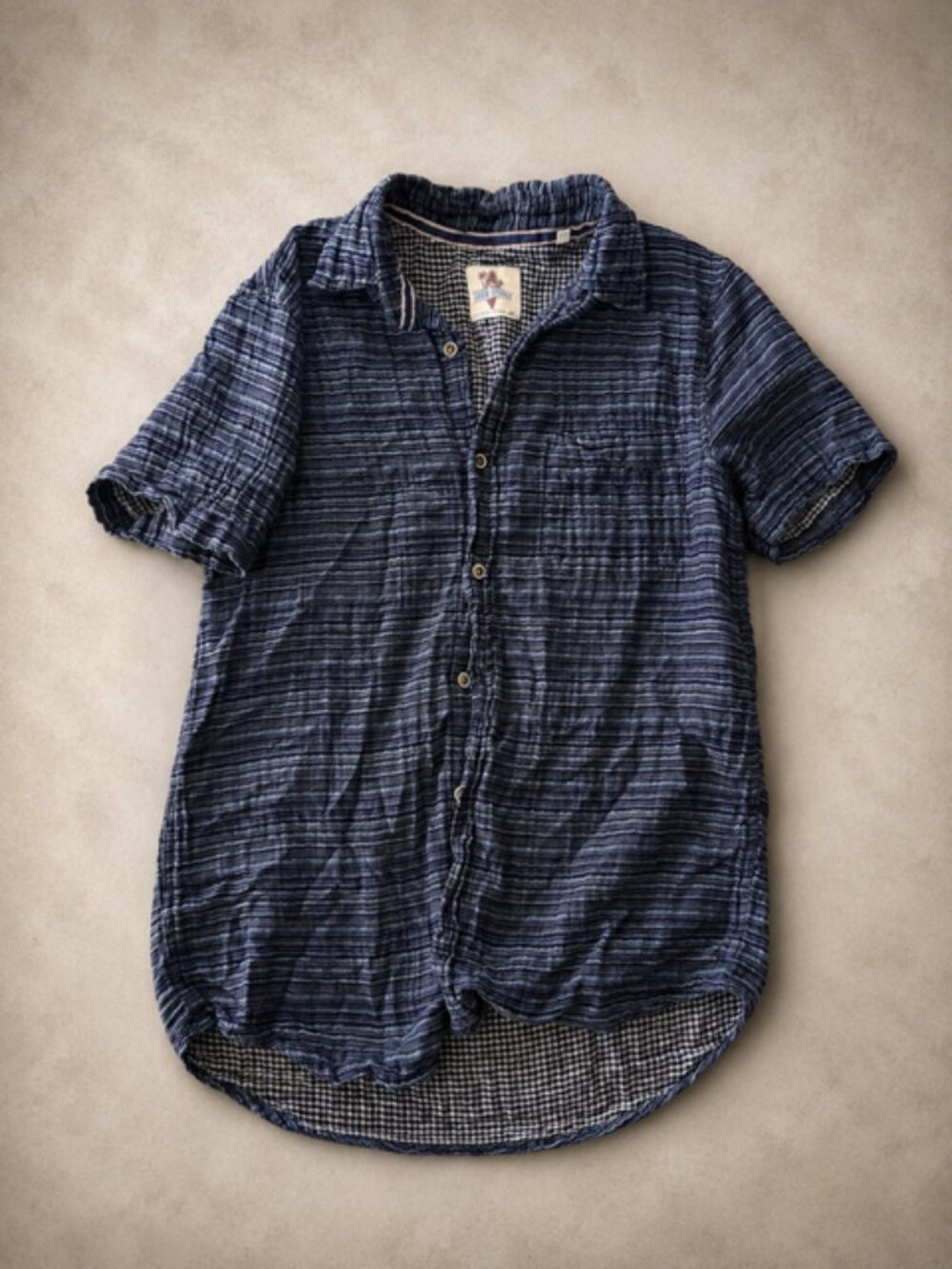Urban Shores Short Sleeve Button-Up Shirt – Men’s Medium